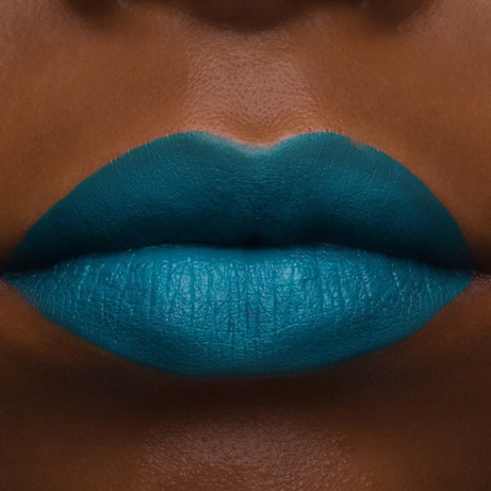 Supreme Frost Caramel Kiss & Velour Lipsticks - Picture 5 of 5